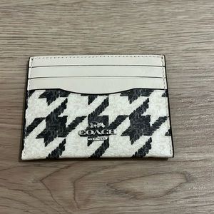 NWOT Coach Houndstooth Slim ID Card Case